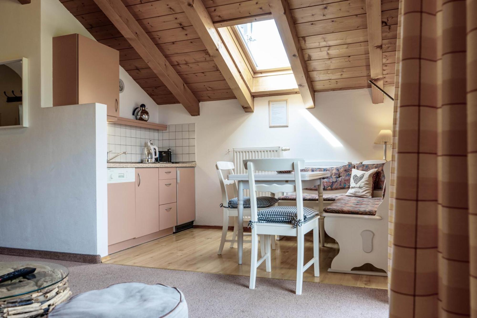 Gaestehaus Quirin Garmisch-Partenkirchen járás Kültér fotó